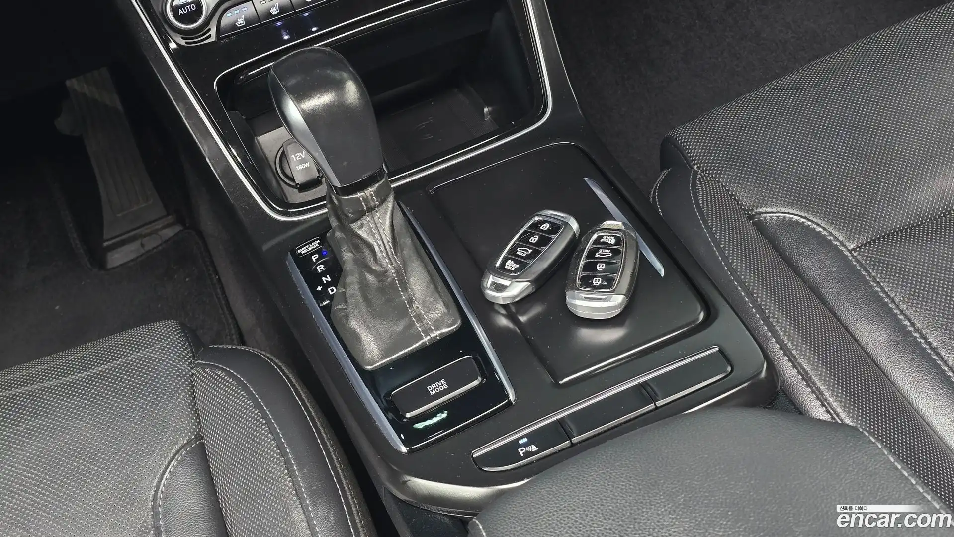Grandeur Hyundai 2017.6-INNER-009