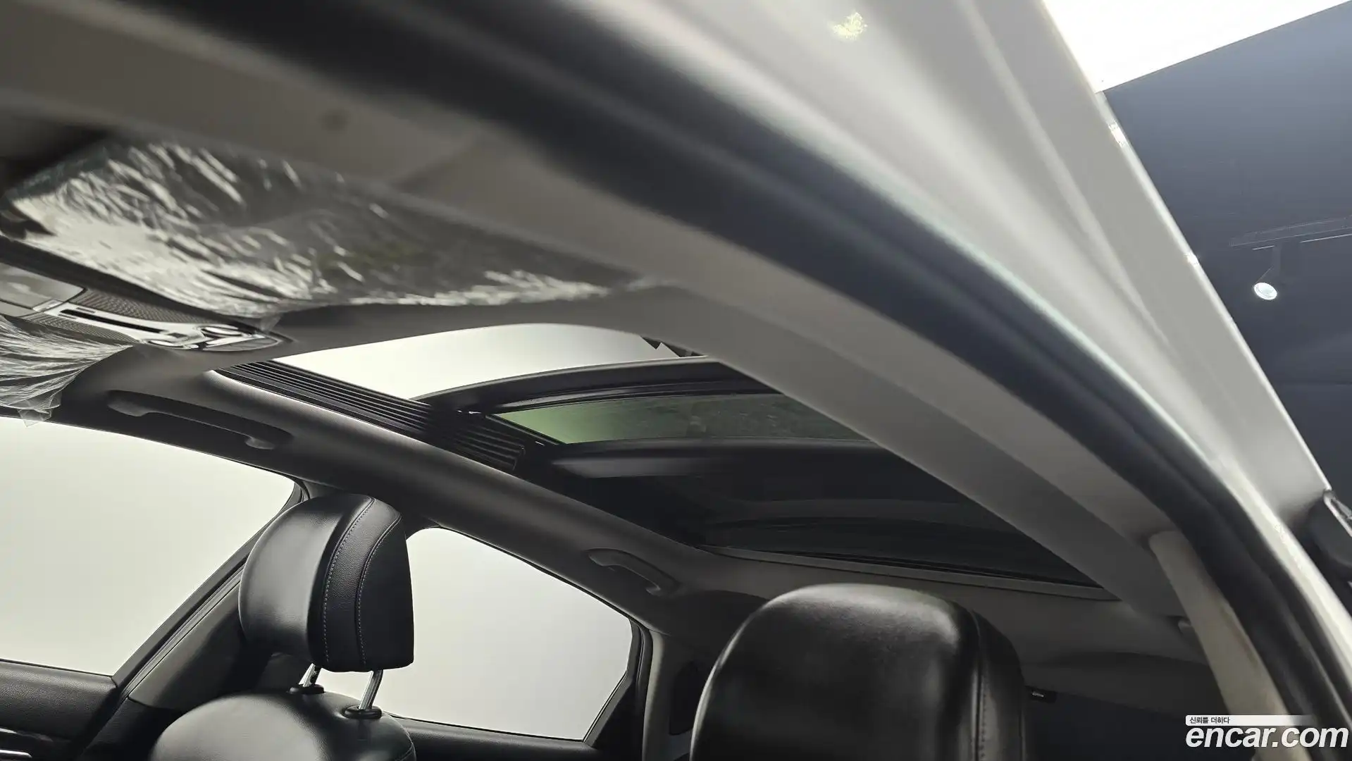 Grandeur Hyundai 2017.6-OPTION-041