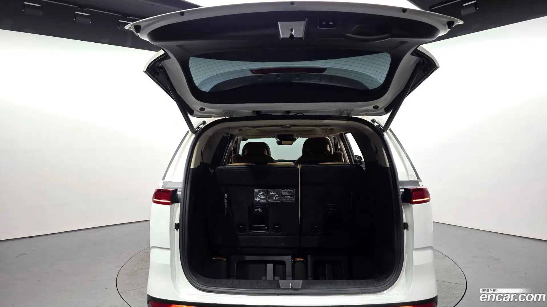 Canival Kia 2022.7-OPTION-022