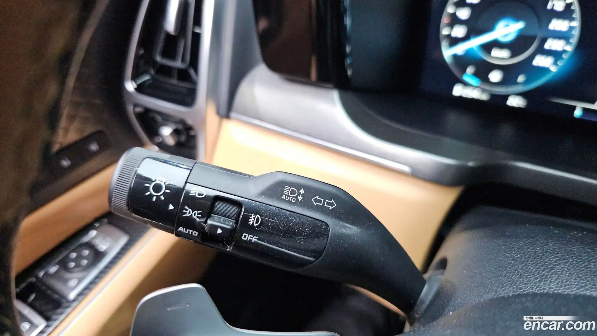 Sorento Kia 2022.11-OPTION-044