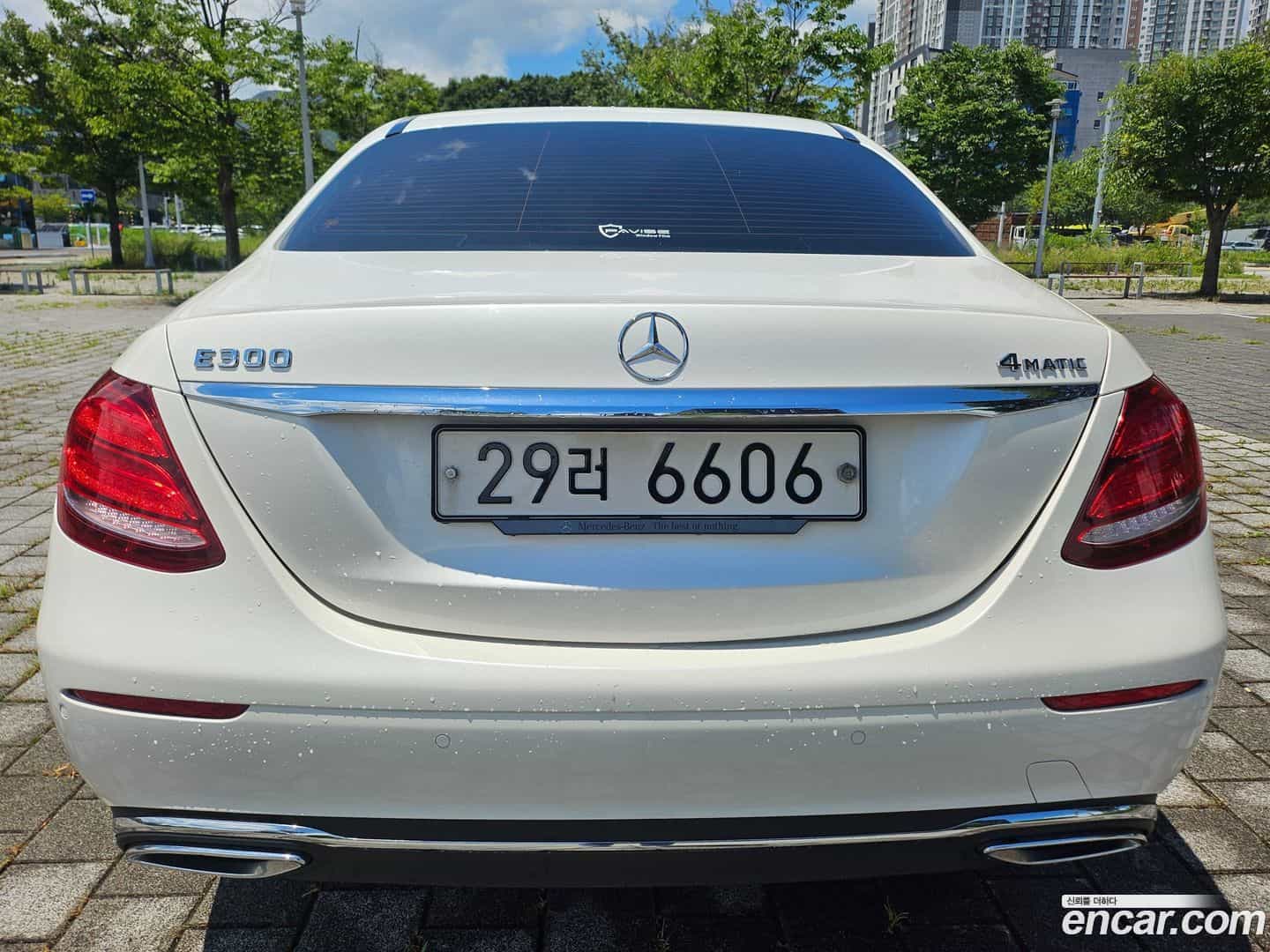 E-Class Mercedes-Benz 2019.6-OUTER-006