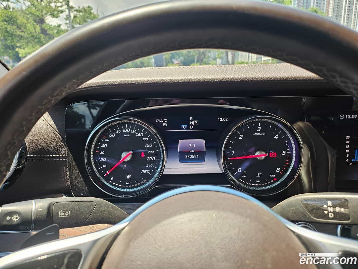 E-Class Mercedes-Benz 2019.6-OPTION-023