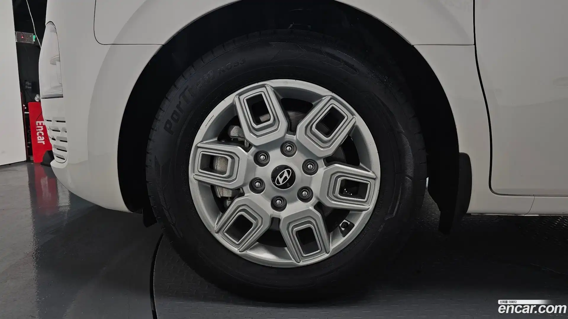 Staria Hyundai 2025.2-OUTER-005