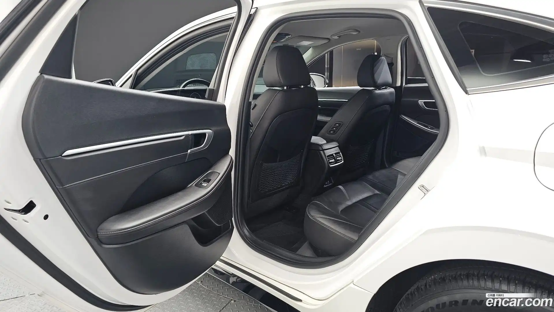 Sonata Hyundai 2023.6-OPTION-016