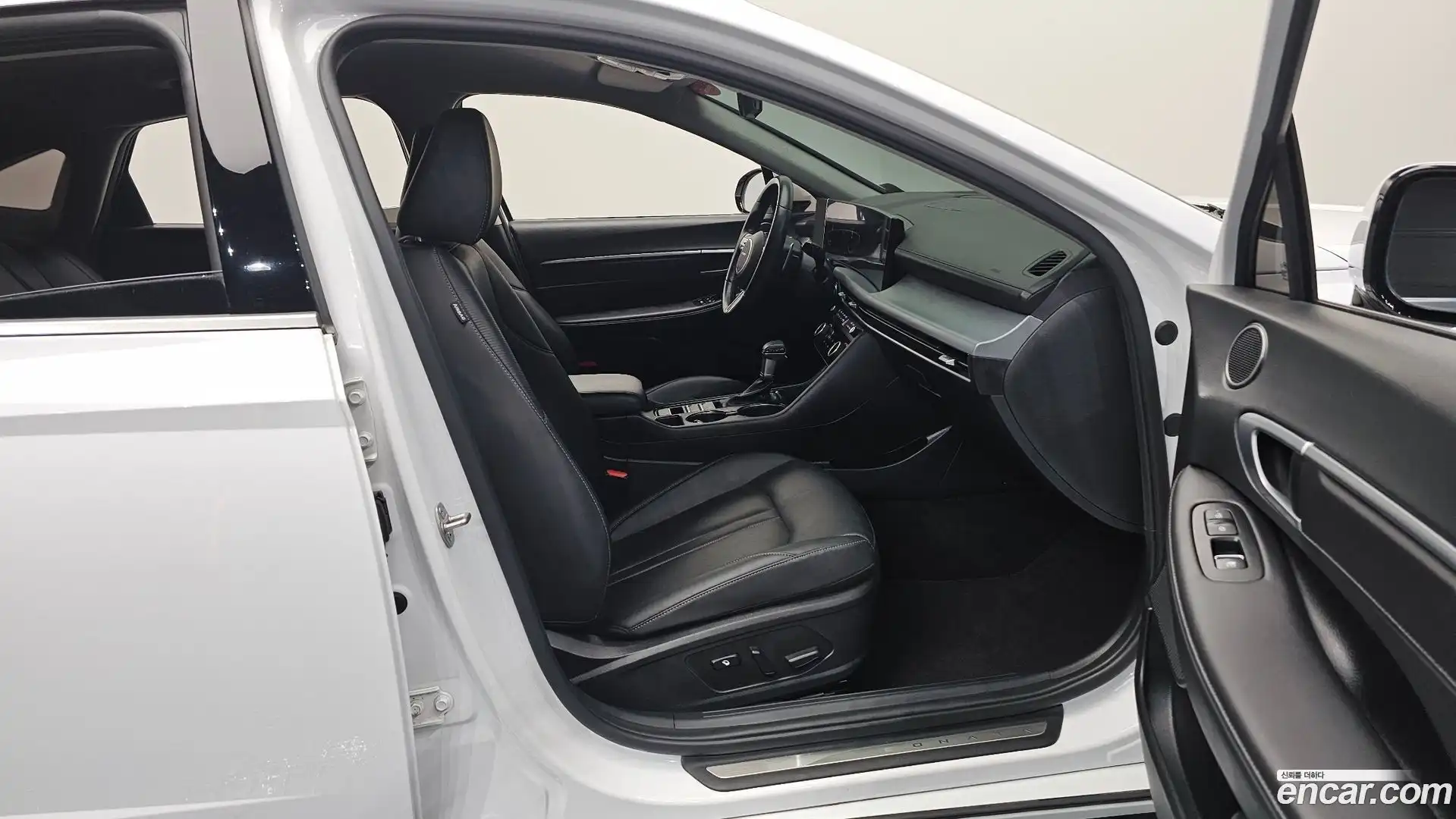 Sonata Hyundai 2023.6-INNER-036
