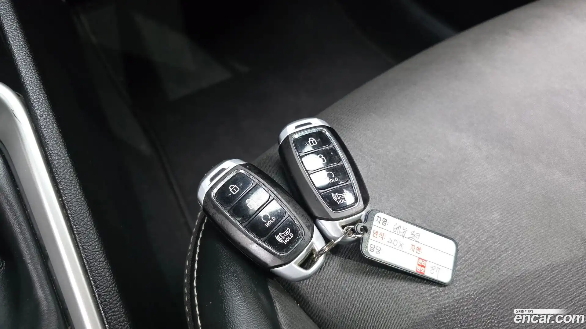 Venue Hyundai 2020.8-OPTION-023
