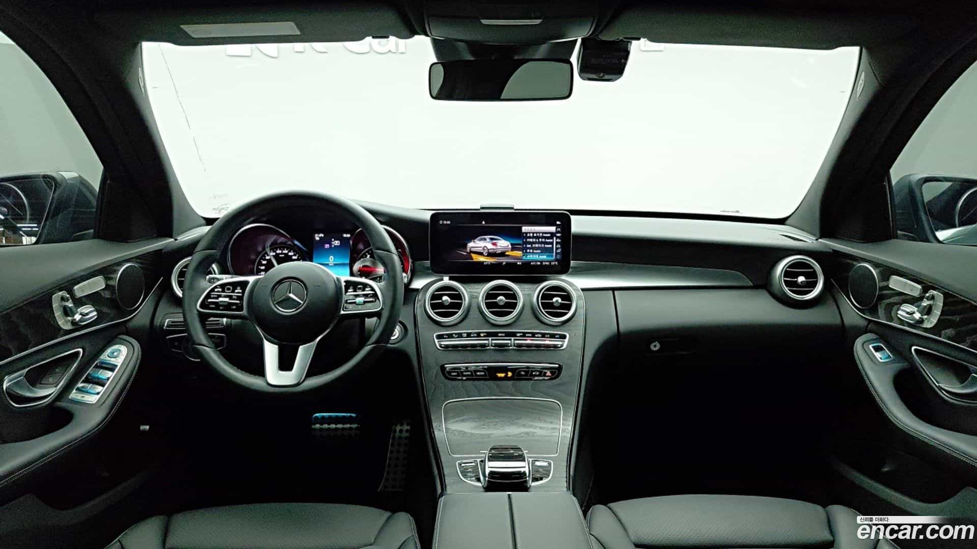 C-Class Mercedes-Benz 2019.3-INNER-007