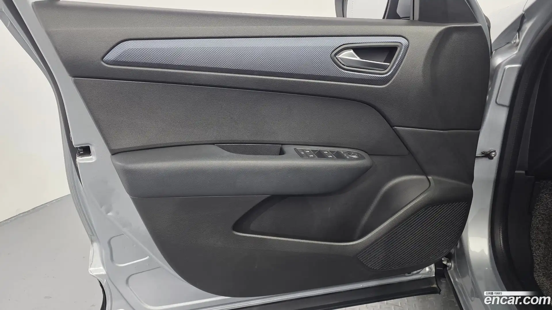 XM3 Renault Korea 2020.10-INNER-034