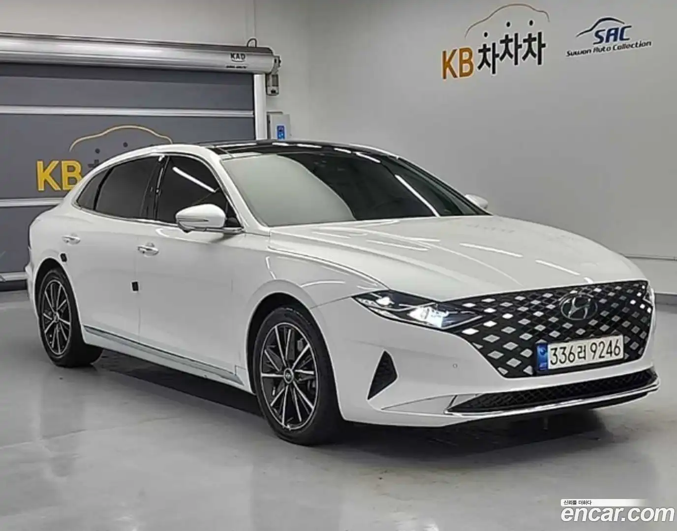 Grandeur Hyundai 2022.2-OUTER-003