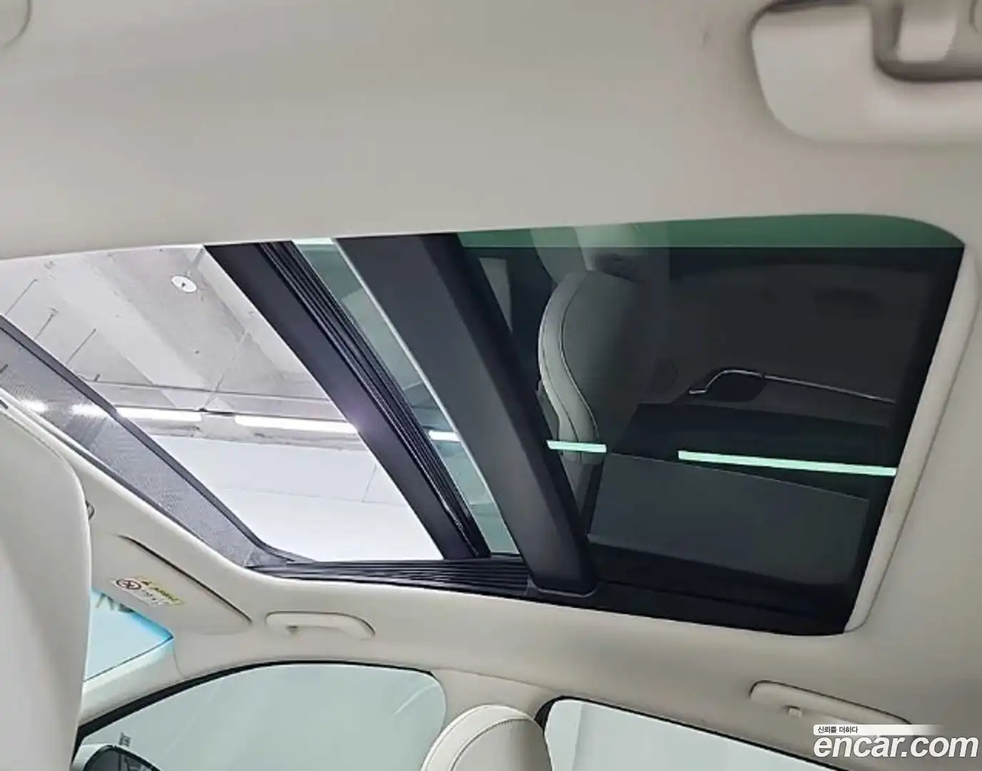 Grandeur Hyundai 2022.2-OPTION-017