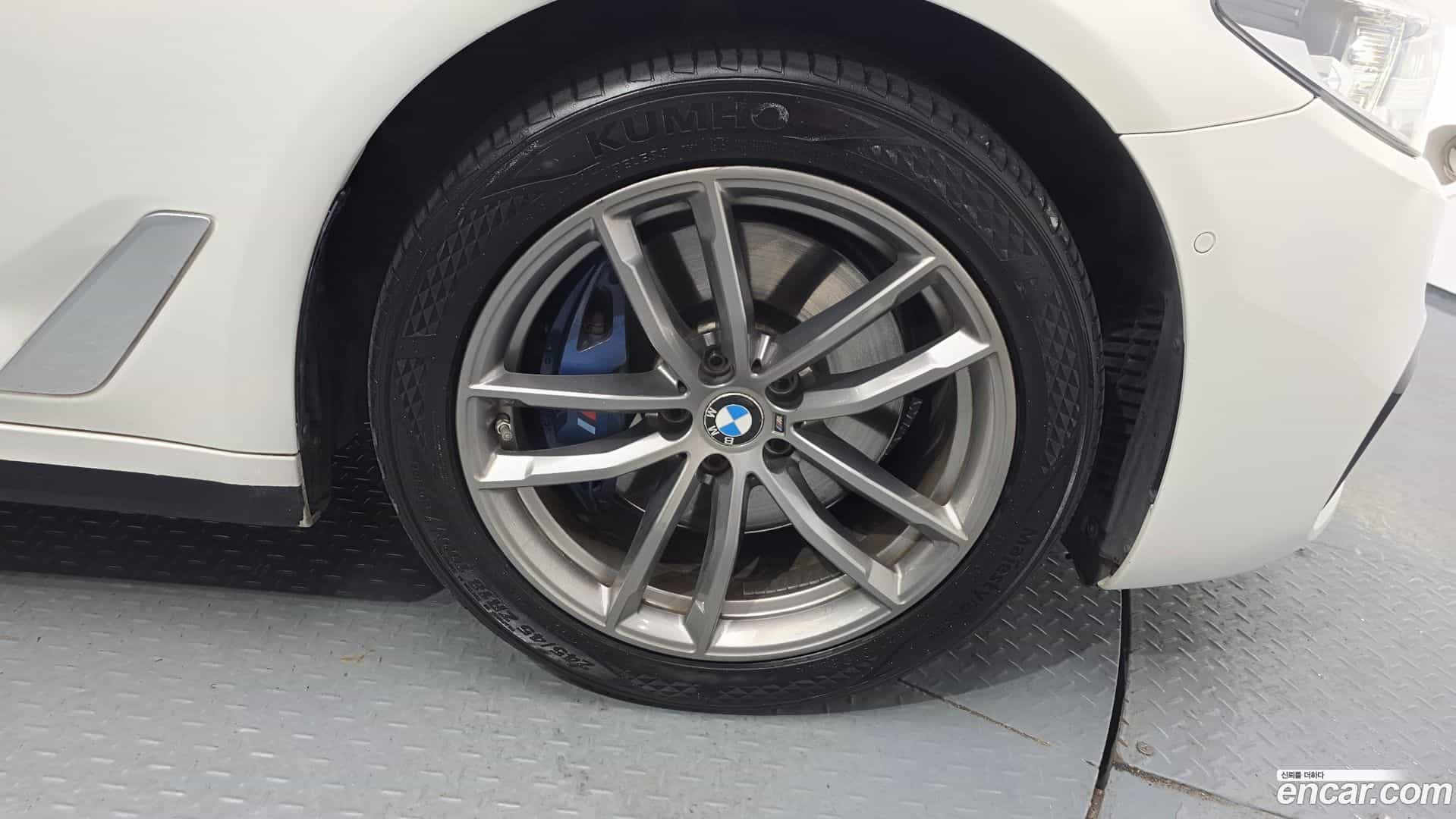 5-Series BMW 2017.9-OUTER-031