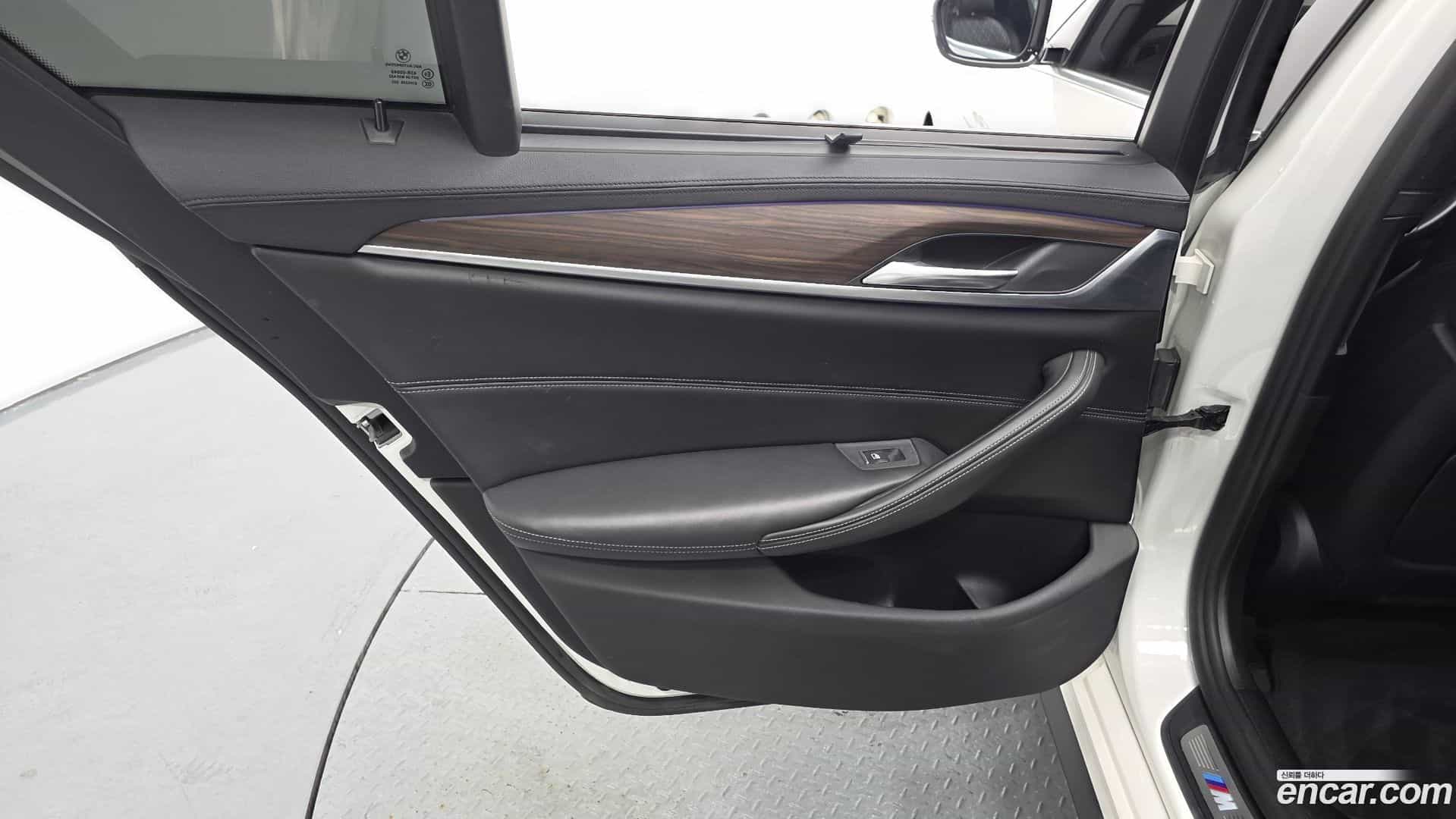 5-Series BMW 2017.9-INNER-035