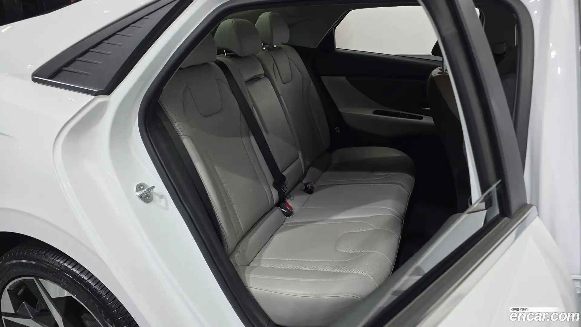 AVANTE Hyundai 2020.5-OPTION-016