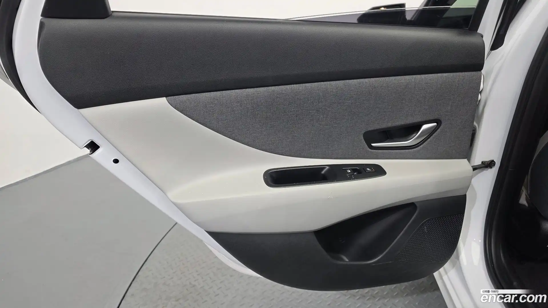 AVANTE Hyundai 2020.5-INNER-035