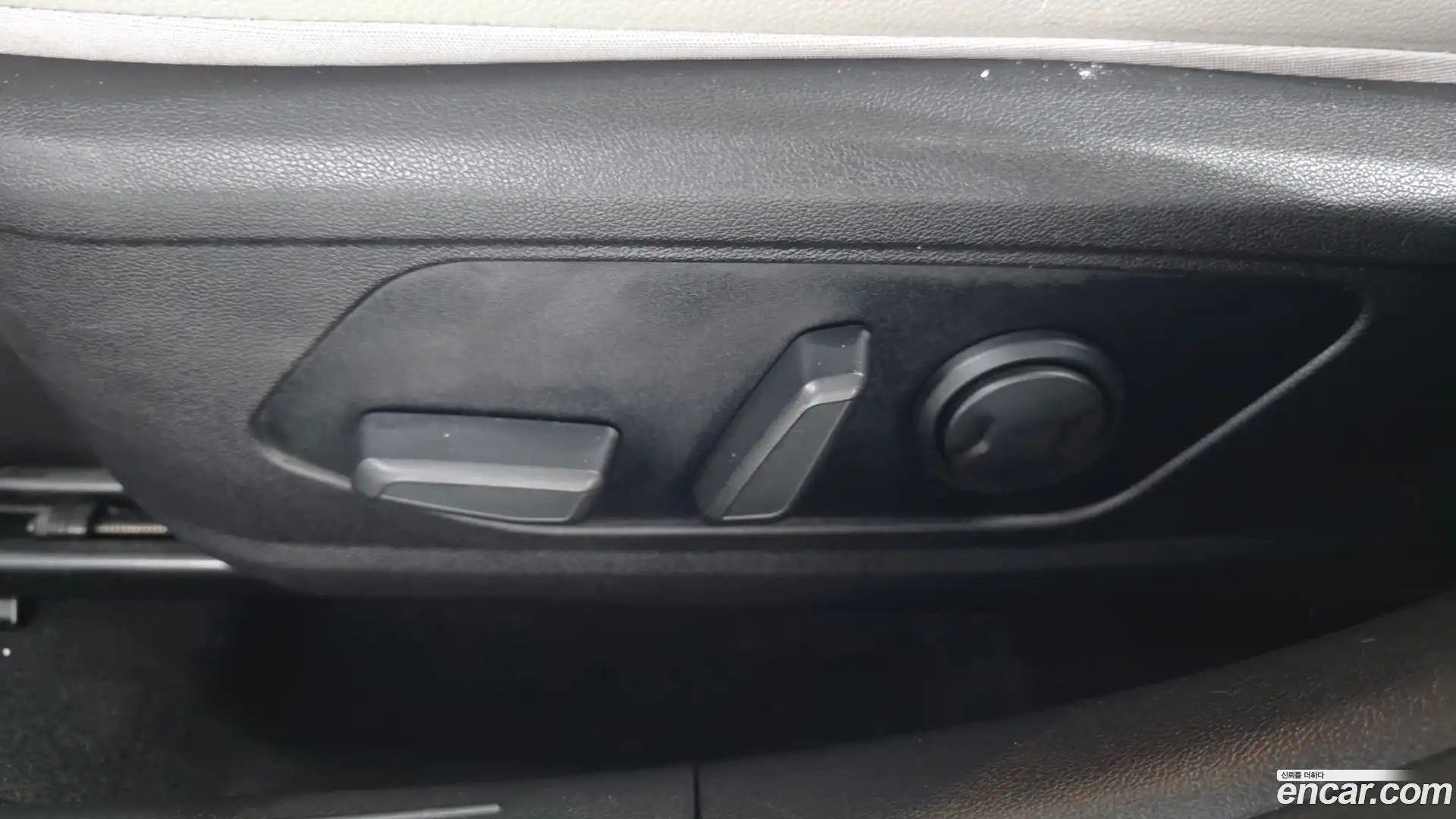 AVANTE Hyundai 2020.5-OPTION-045