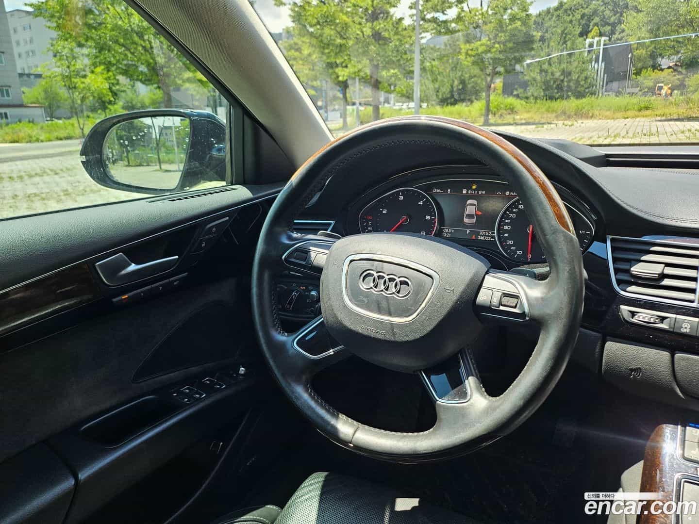 A8 Audi 2015.5-OPTION-024