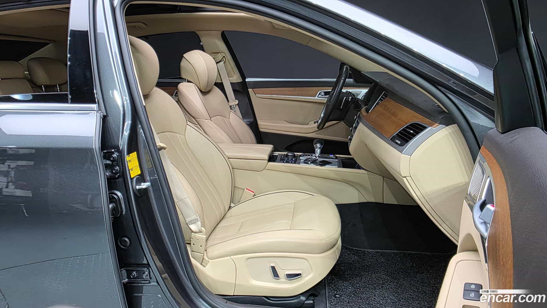 G80 Genesis 2019.2-INNER-036