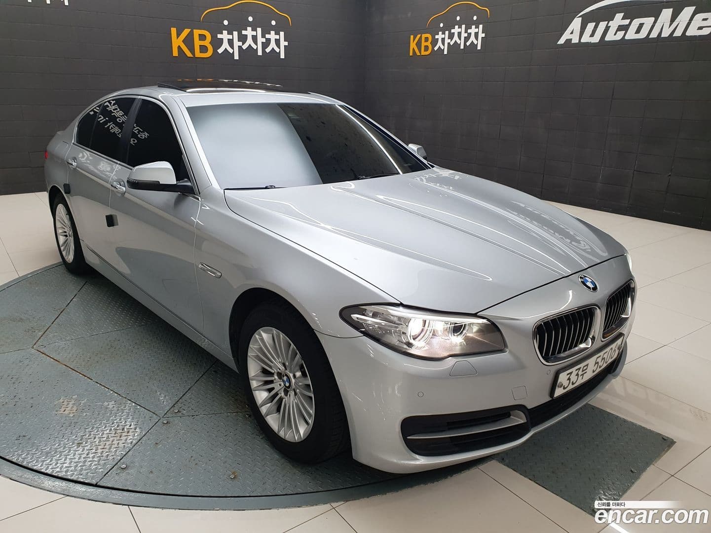 Main__Slider__Photo:5-Series BMW 2014.3-0