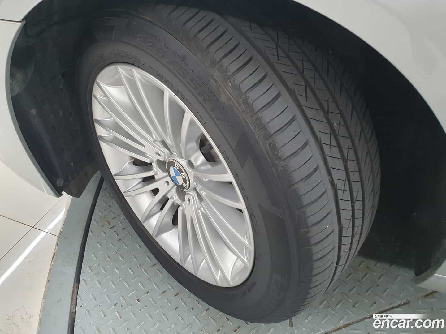 5-Series BMW 2014.3-OUTER-005