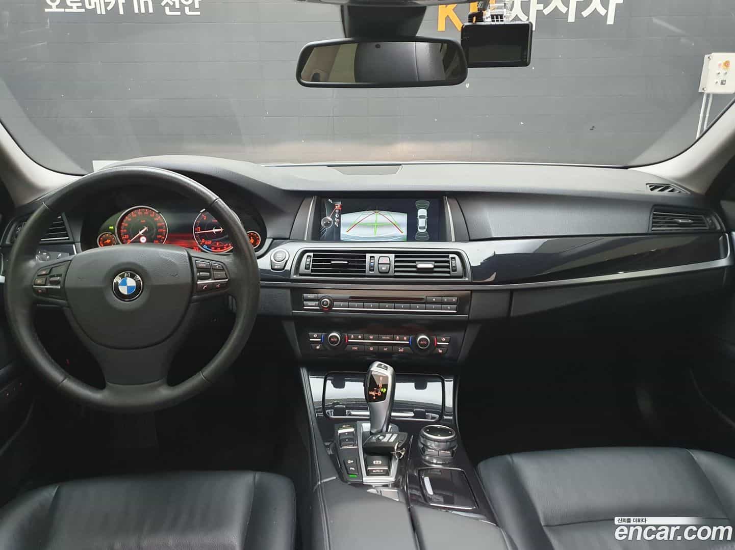 5-Series BMW 2014.3-INNER-007