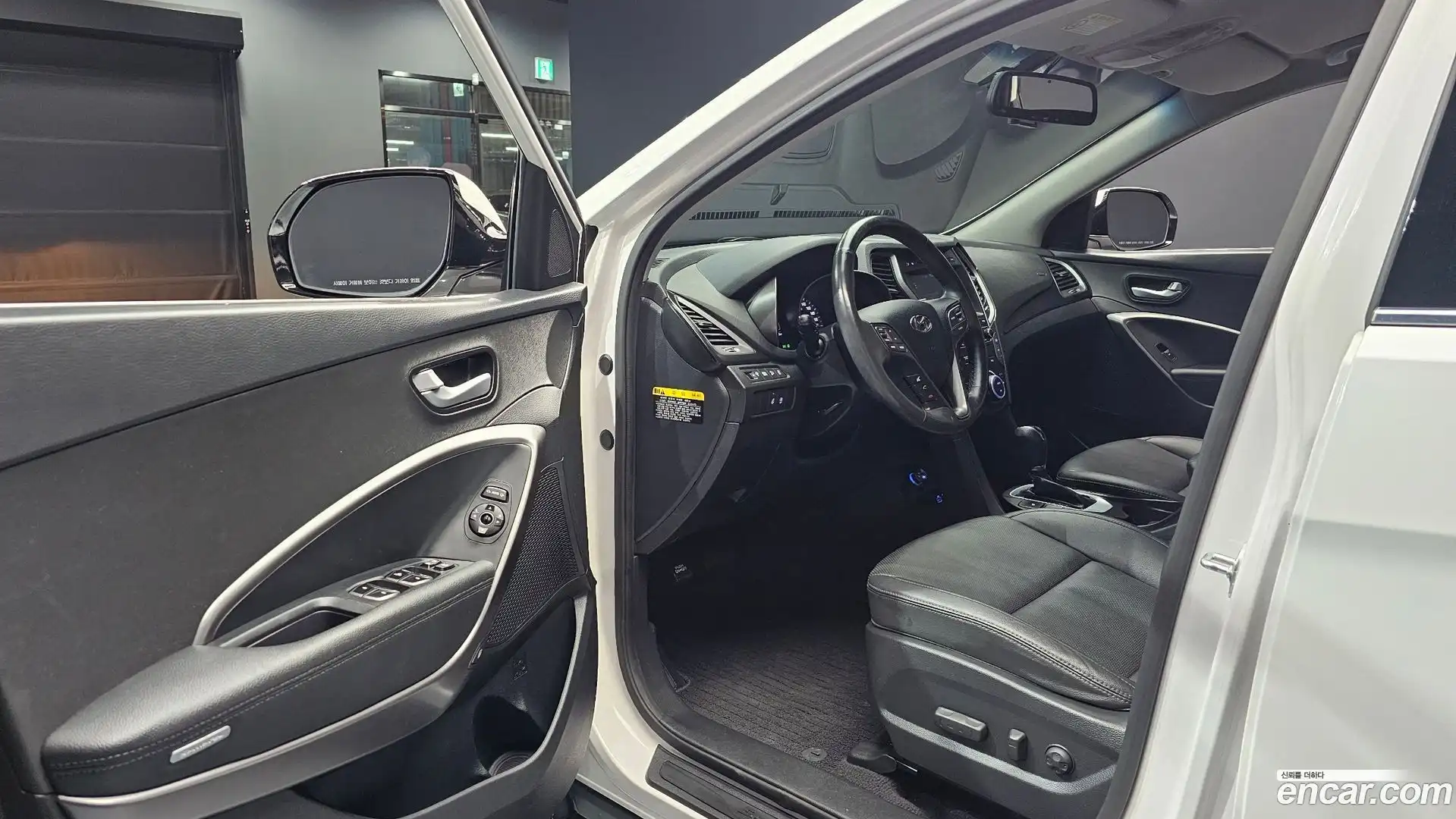 Santafe Hyundai 2016.8-INNER-010