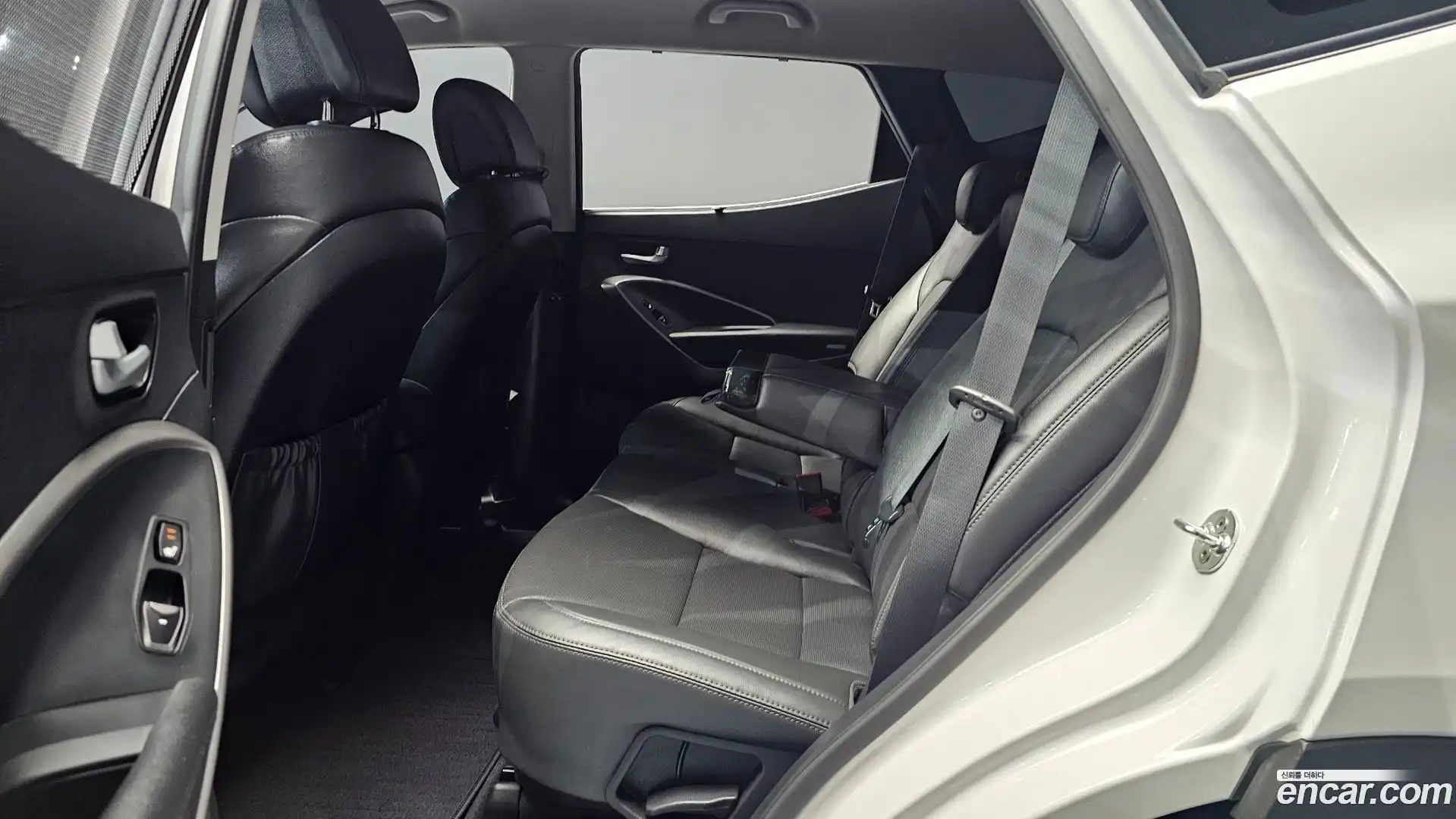 Santafe Hyundai 2016.8-OPTION-016