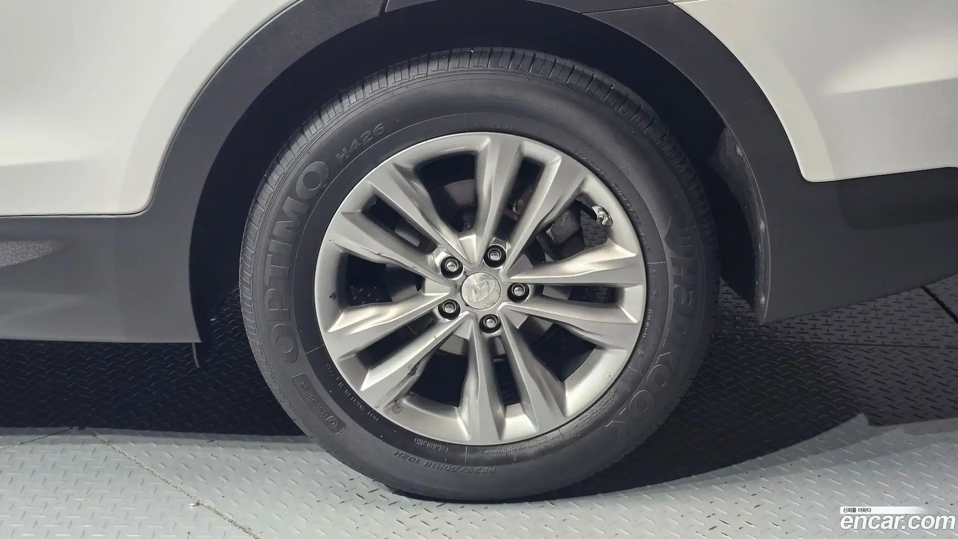 Santafe Hyundai 2016.8-OUTER-031