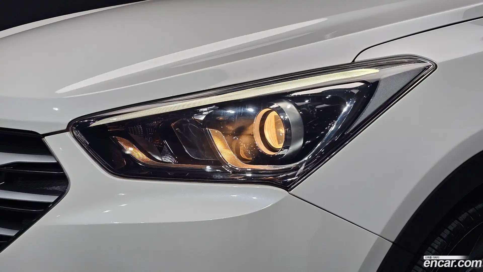 Santafe Hyundai 2016.8-OUTER-032