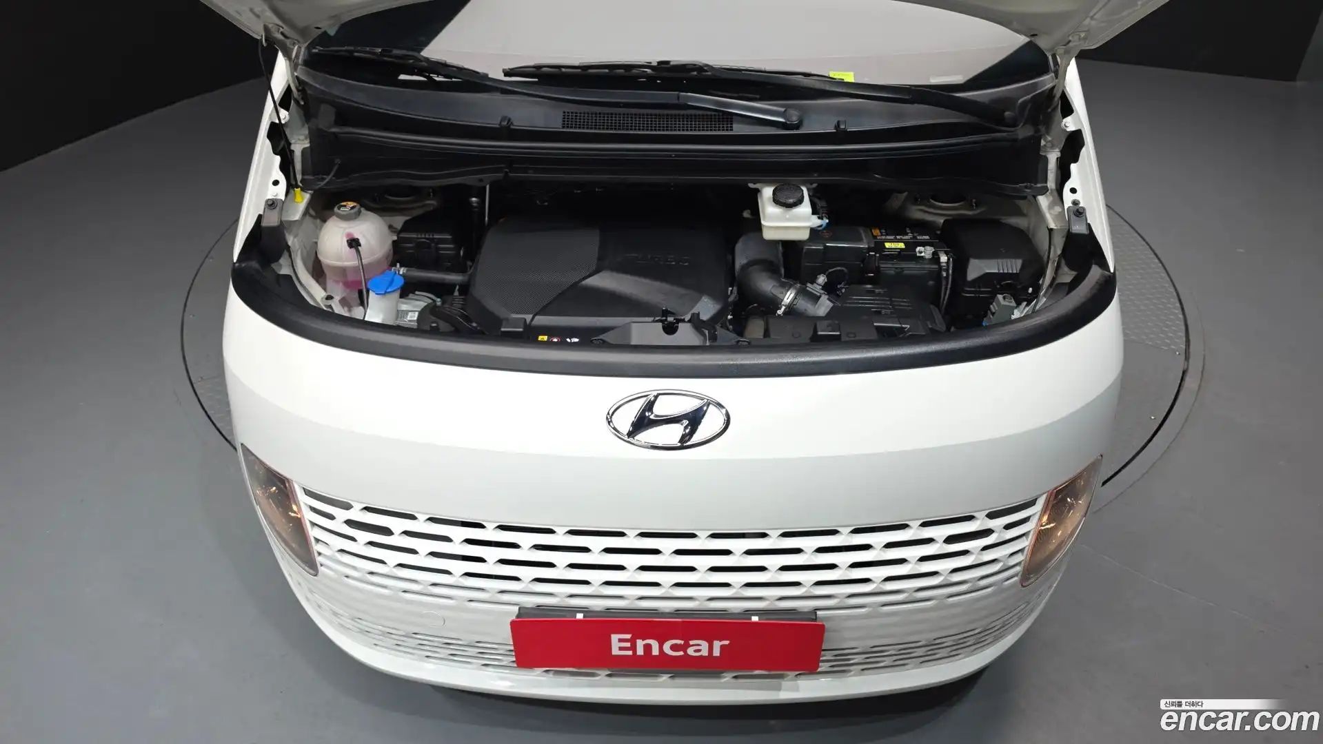 Staria Hyundai 2023.0-OUTER-006