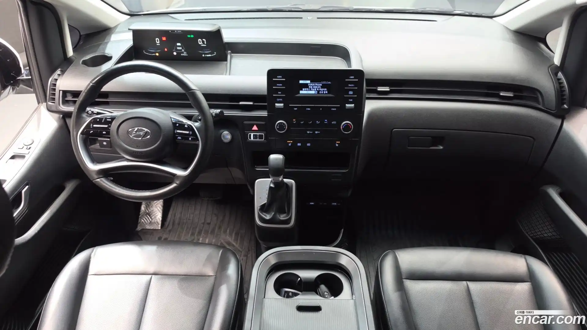 Staria Hyundai 2023.0-INNER-007