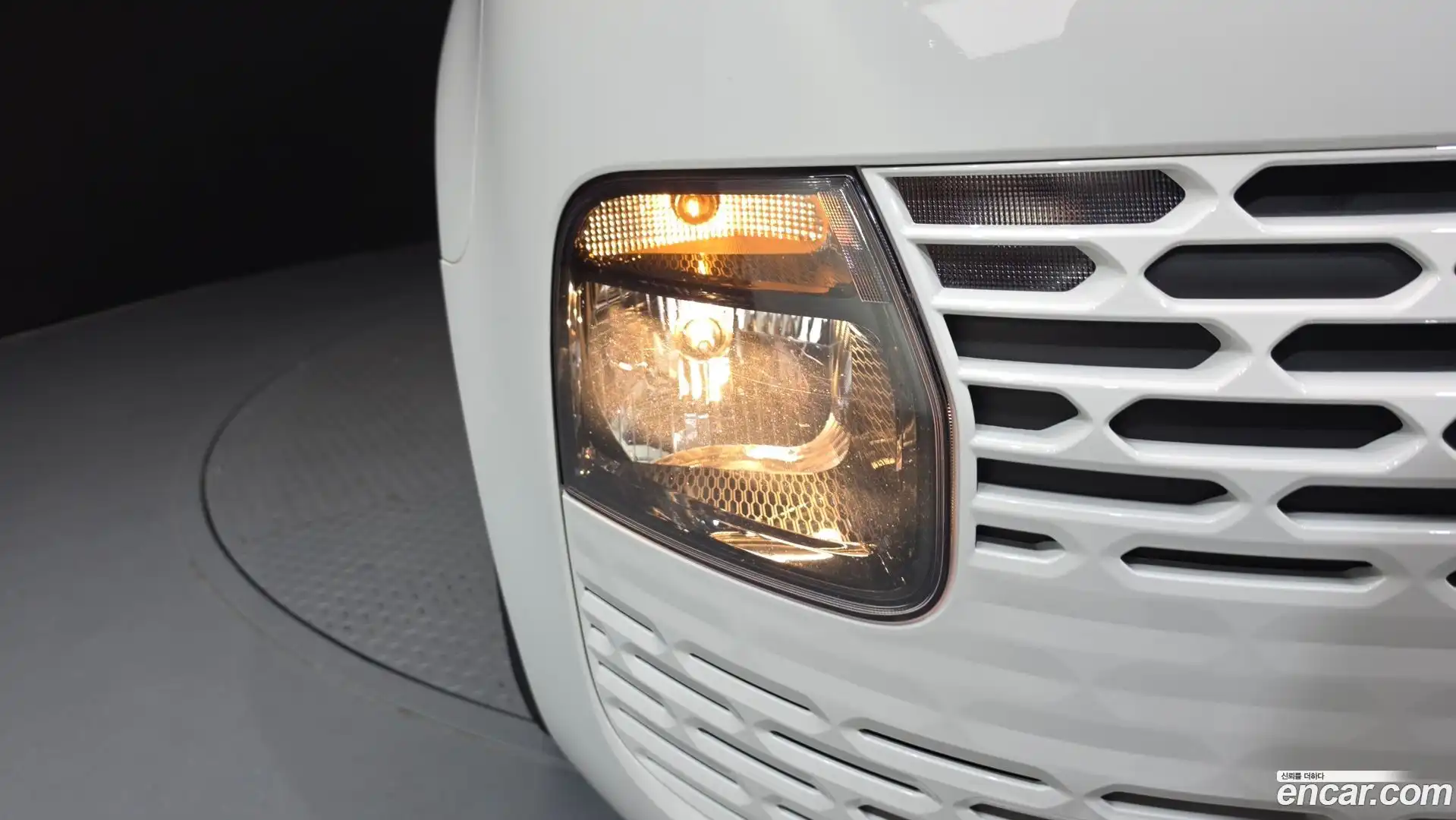 Staria Hyundai 2023.0-OUTER-032