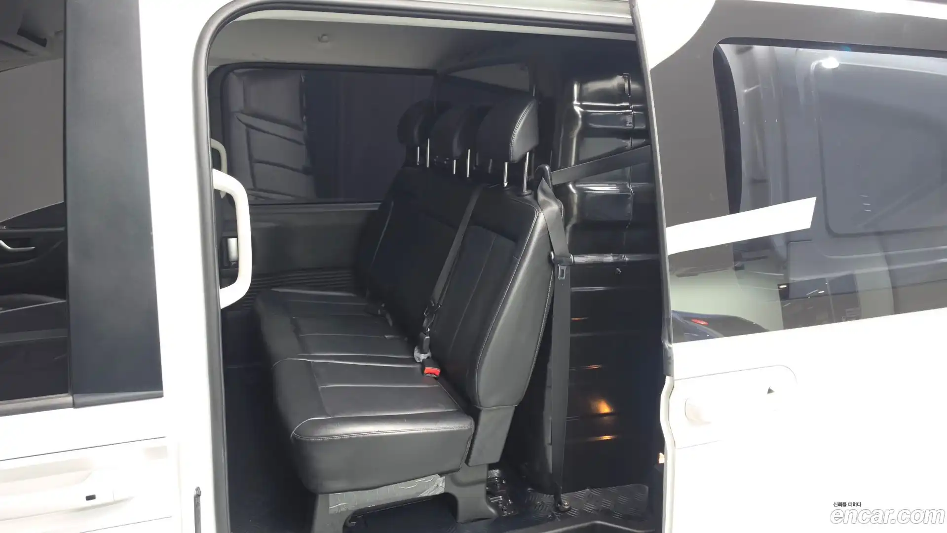 Staria Hyundai 2023.0-INNER-036