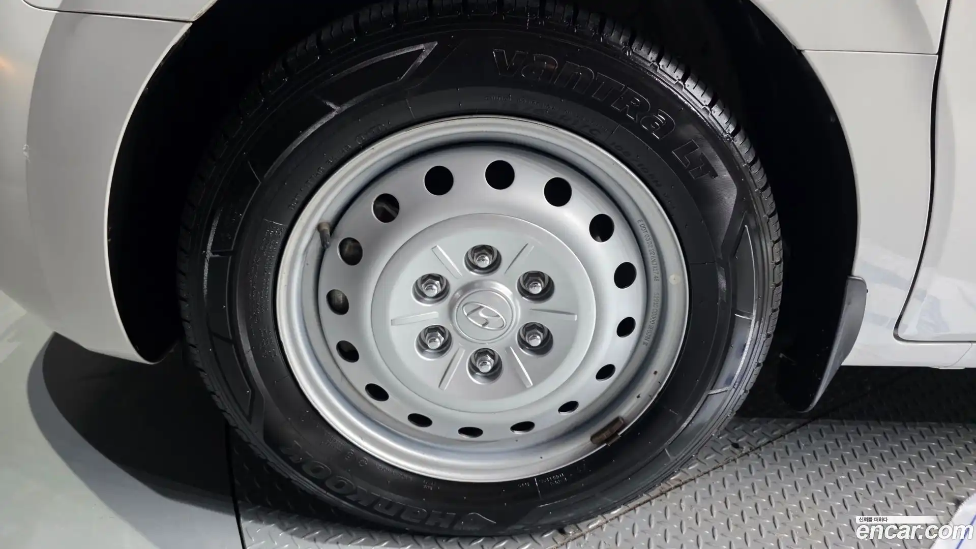 Staria Hyundai 2022.3-OUTER-005