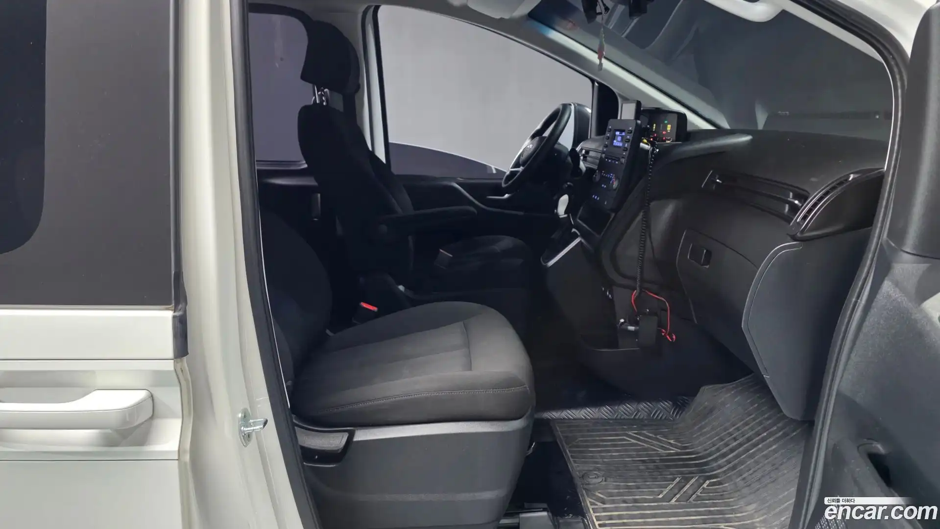 Staria Hyundai 2022.3-OPTION-015