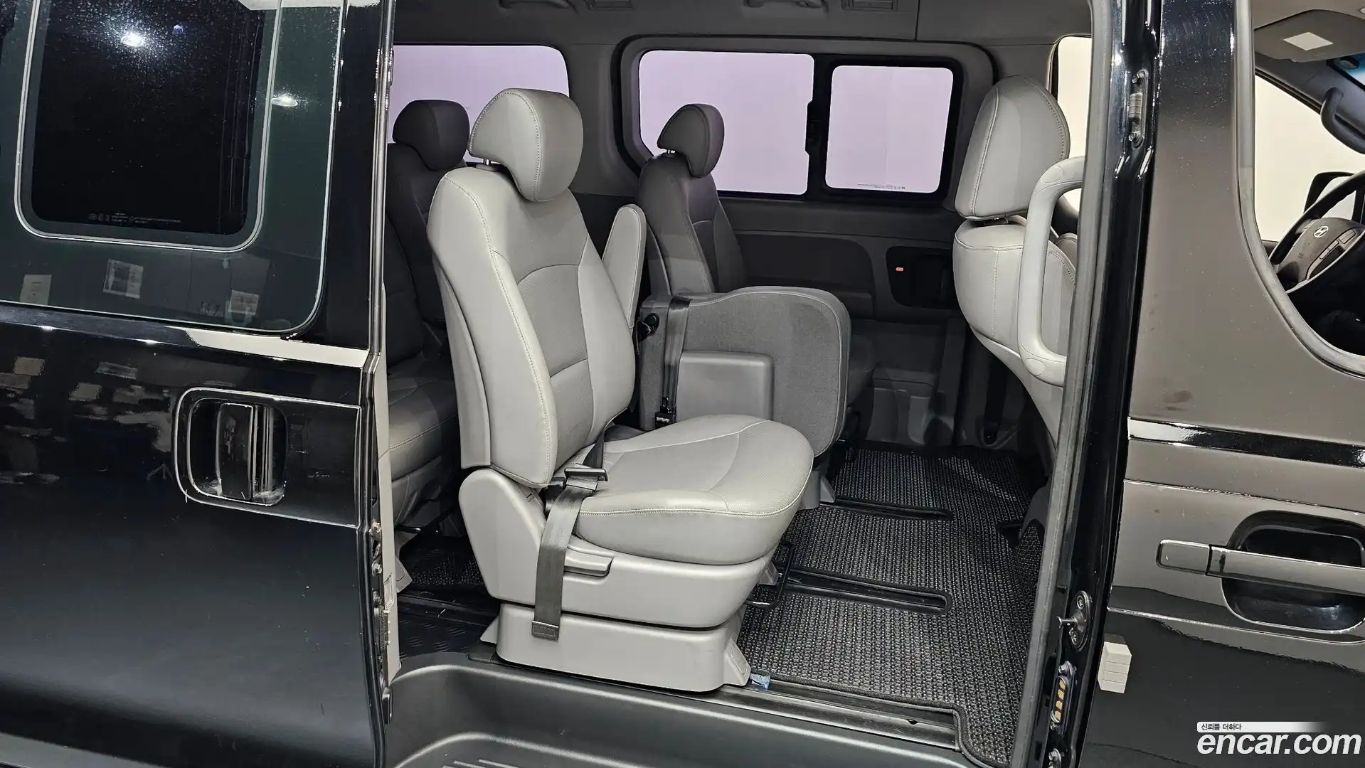 Starex Hyundai 2017.3-OPTION-015