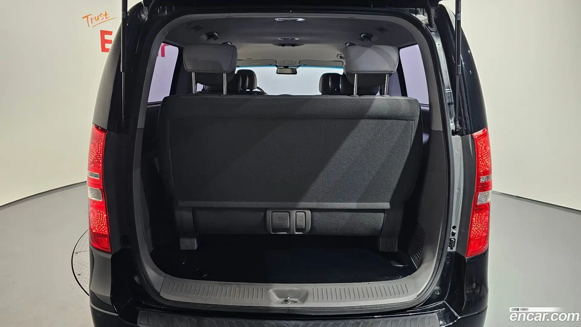 Starex Hyundai 2017.3-OPTION-018