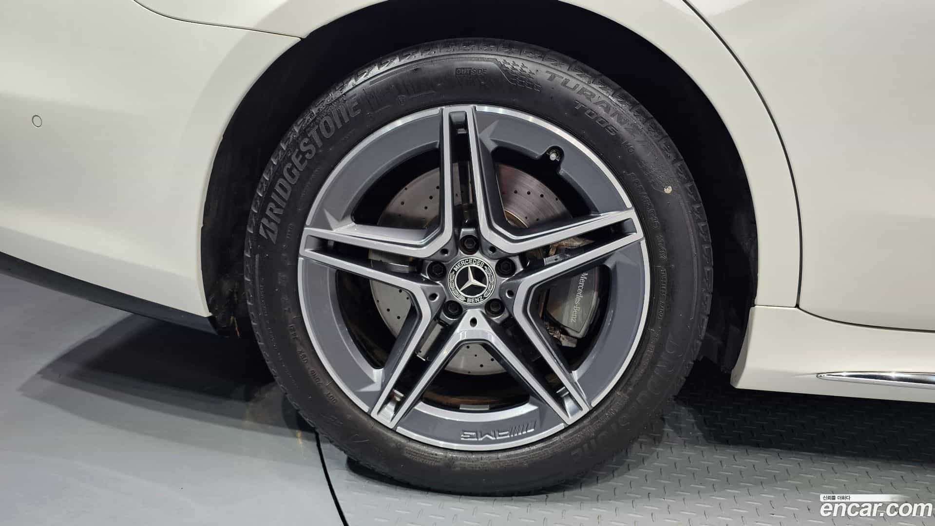 S-Class Mercedes-Benz 2022.1-OUTER-005