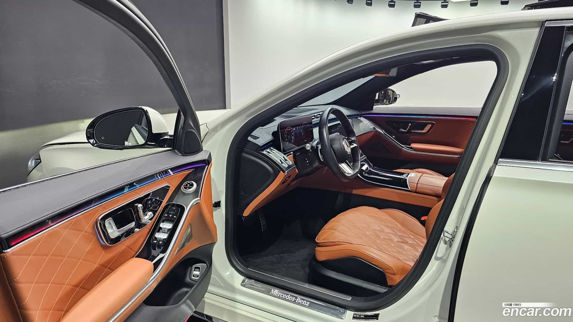 S-Class Mercedes-Benz 2022.1-INNER-010