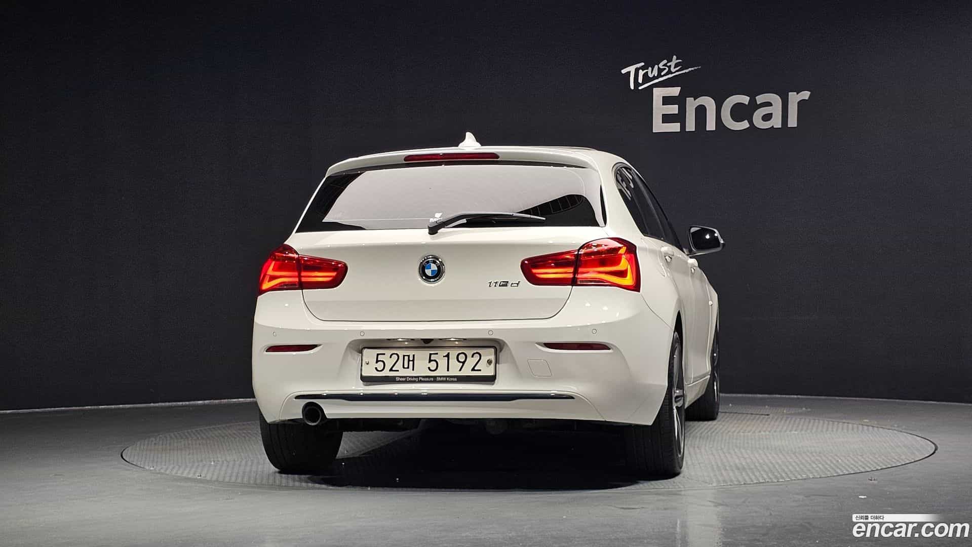 1-Series BMW 2017.4-OUTER-004