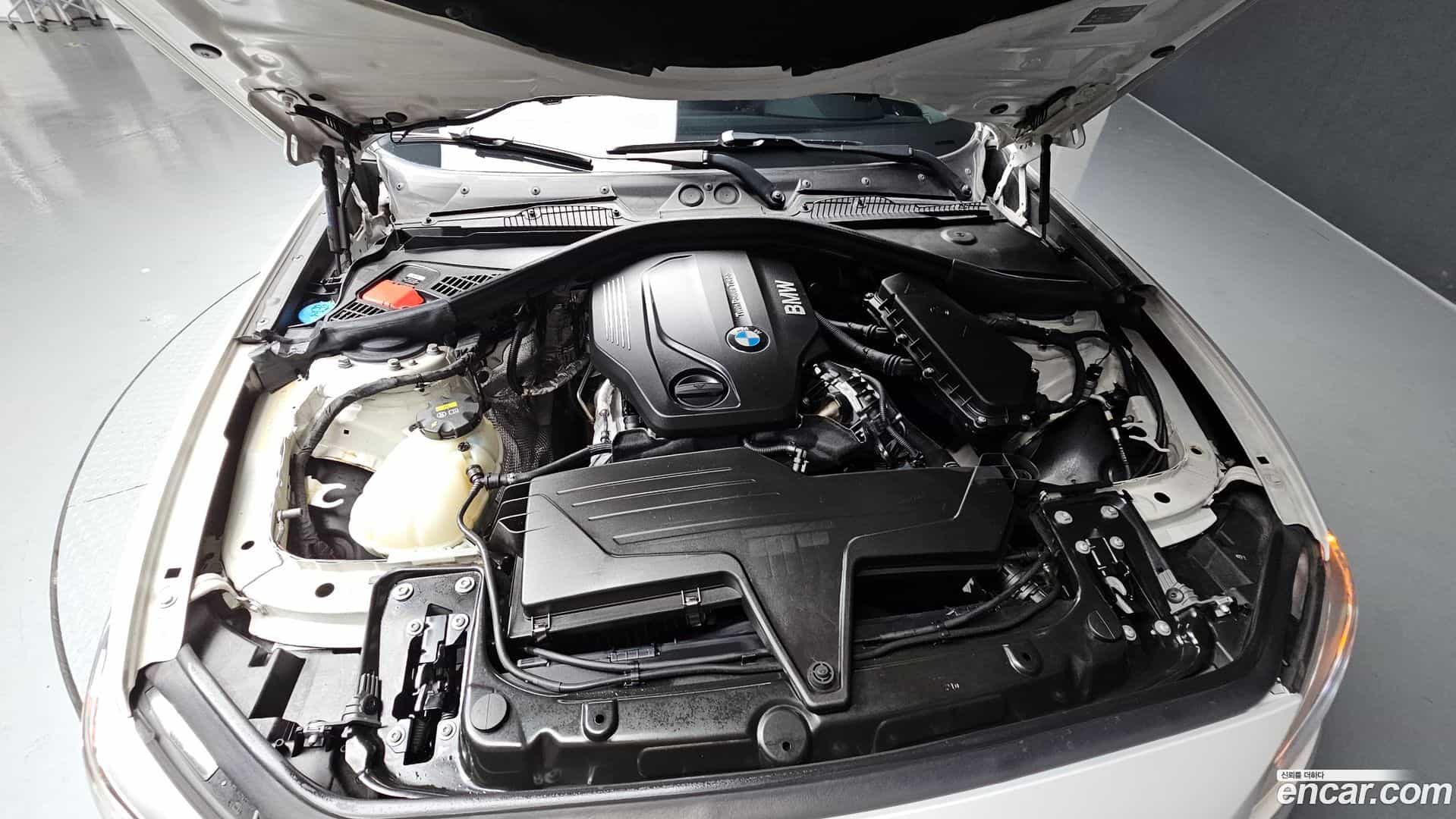 1-Series BMW 2017.4-OUTER-006