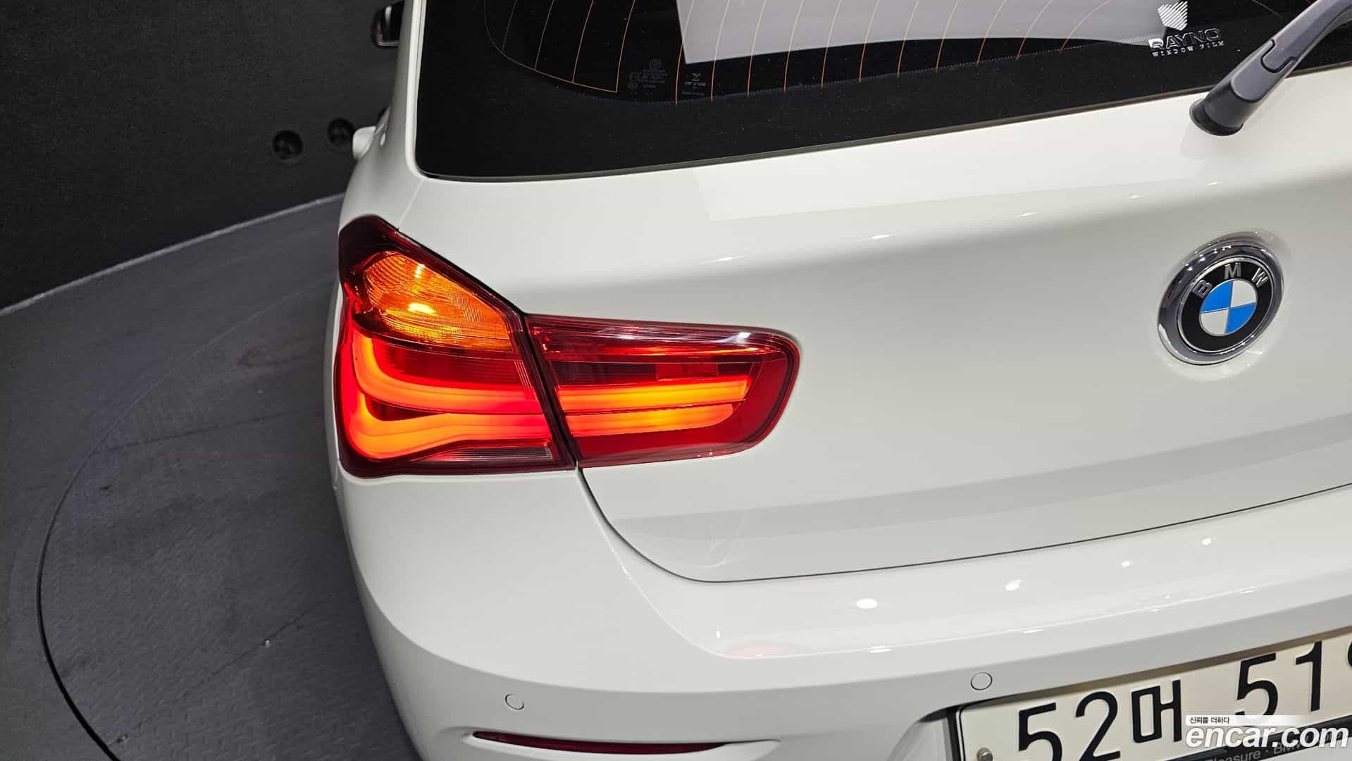 1-Series BMW 2017.4-OUTER-033
