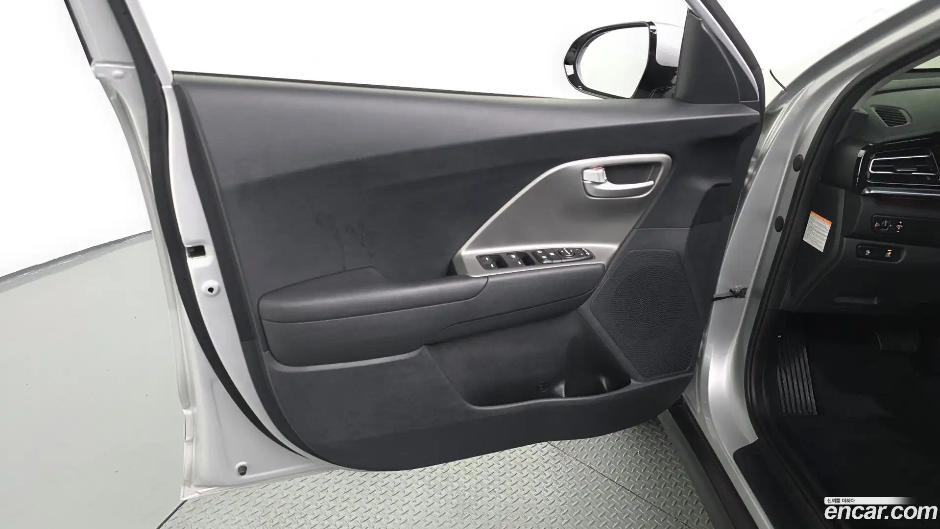 Niro Kia 2022.5-INNER-034