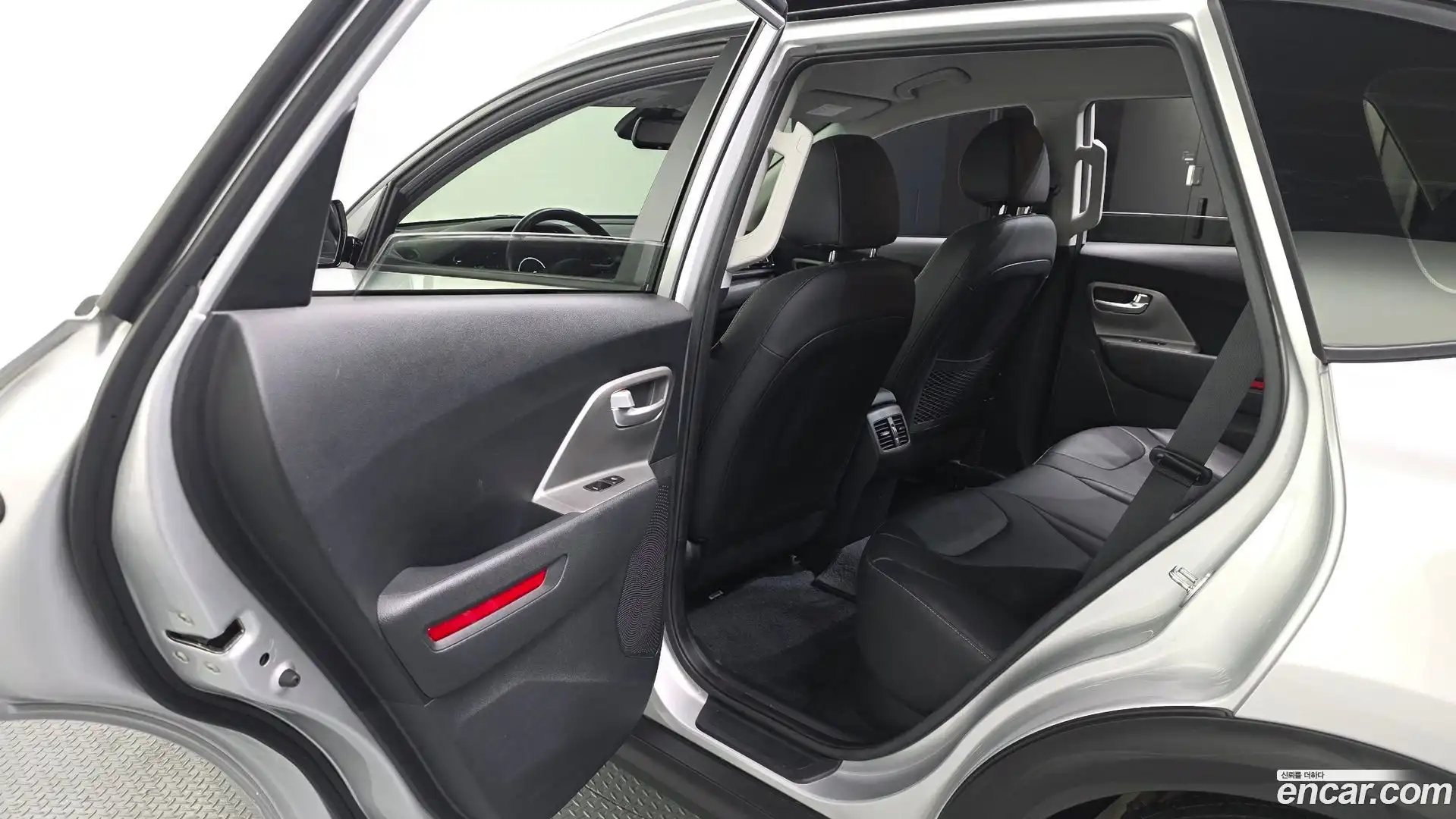 Niro Kia 2022.5-INNER-036