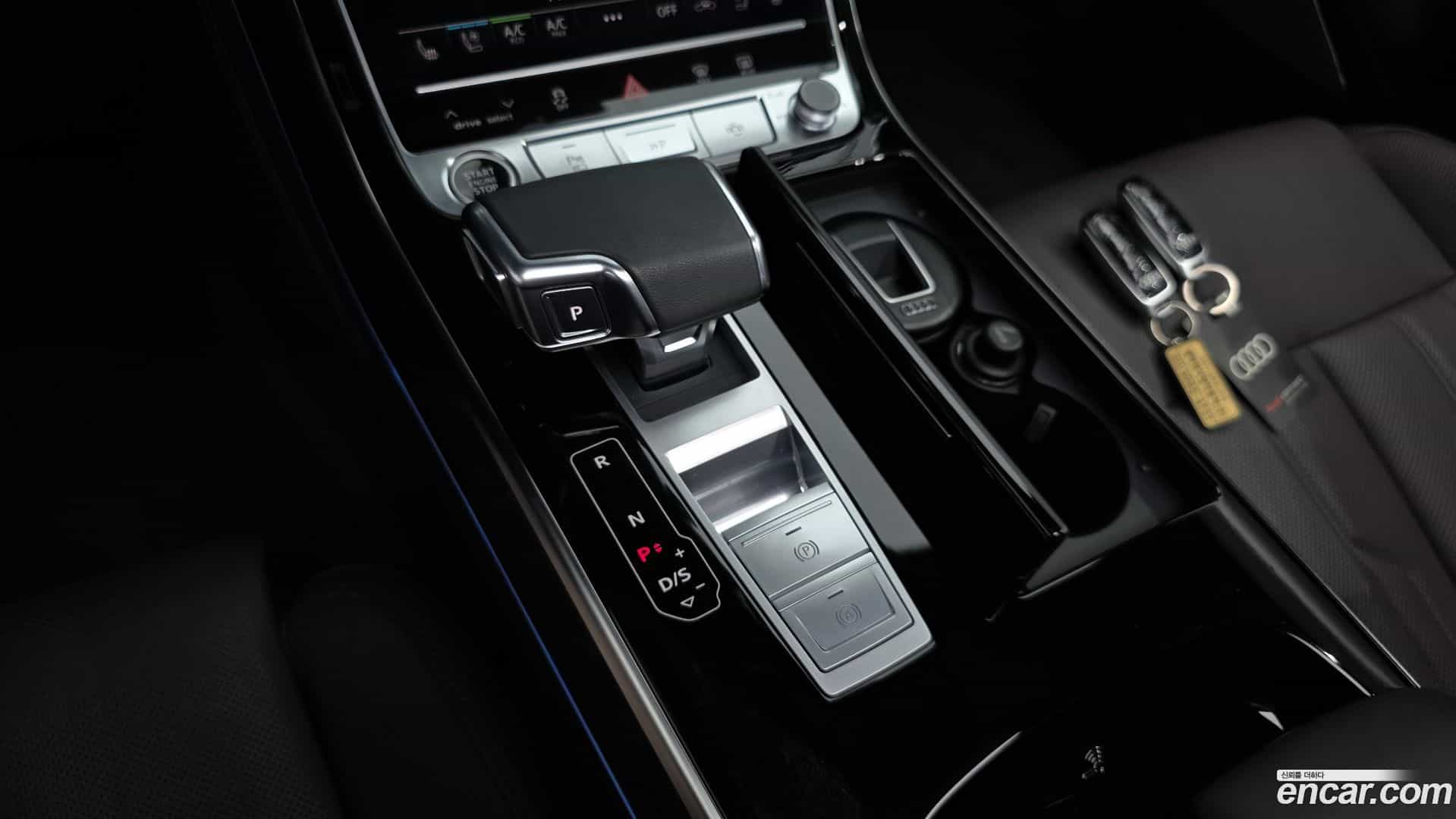 A8 Audi 2023.11-INNER-009