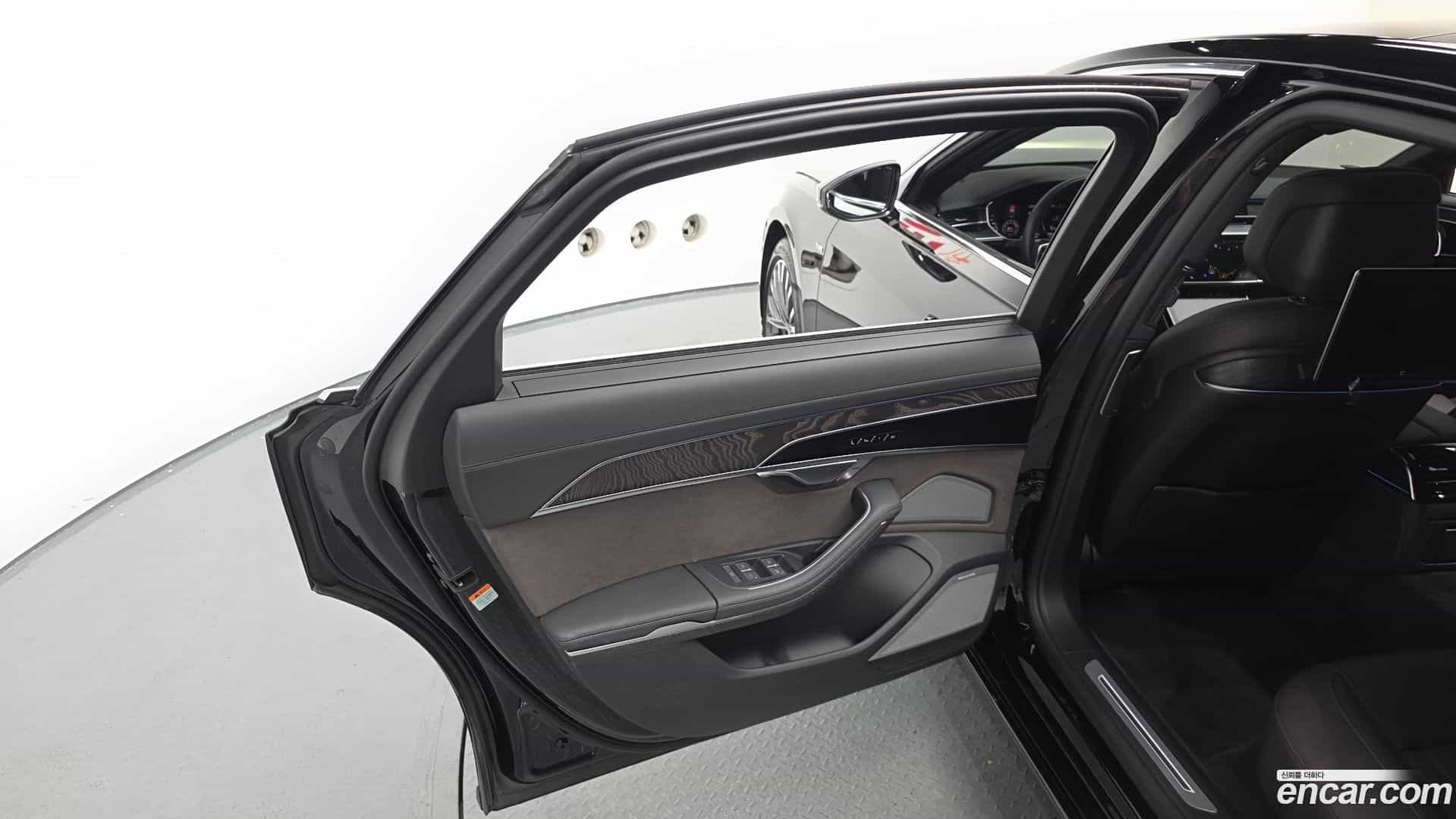 A8 Audi 2023.11-INNER-035