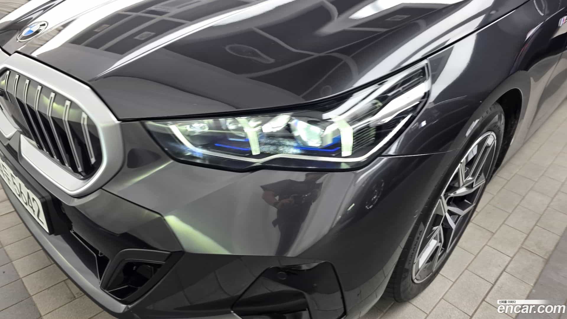 5-Series BMW 2025.3-OUTER-032