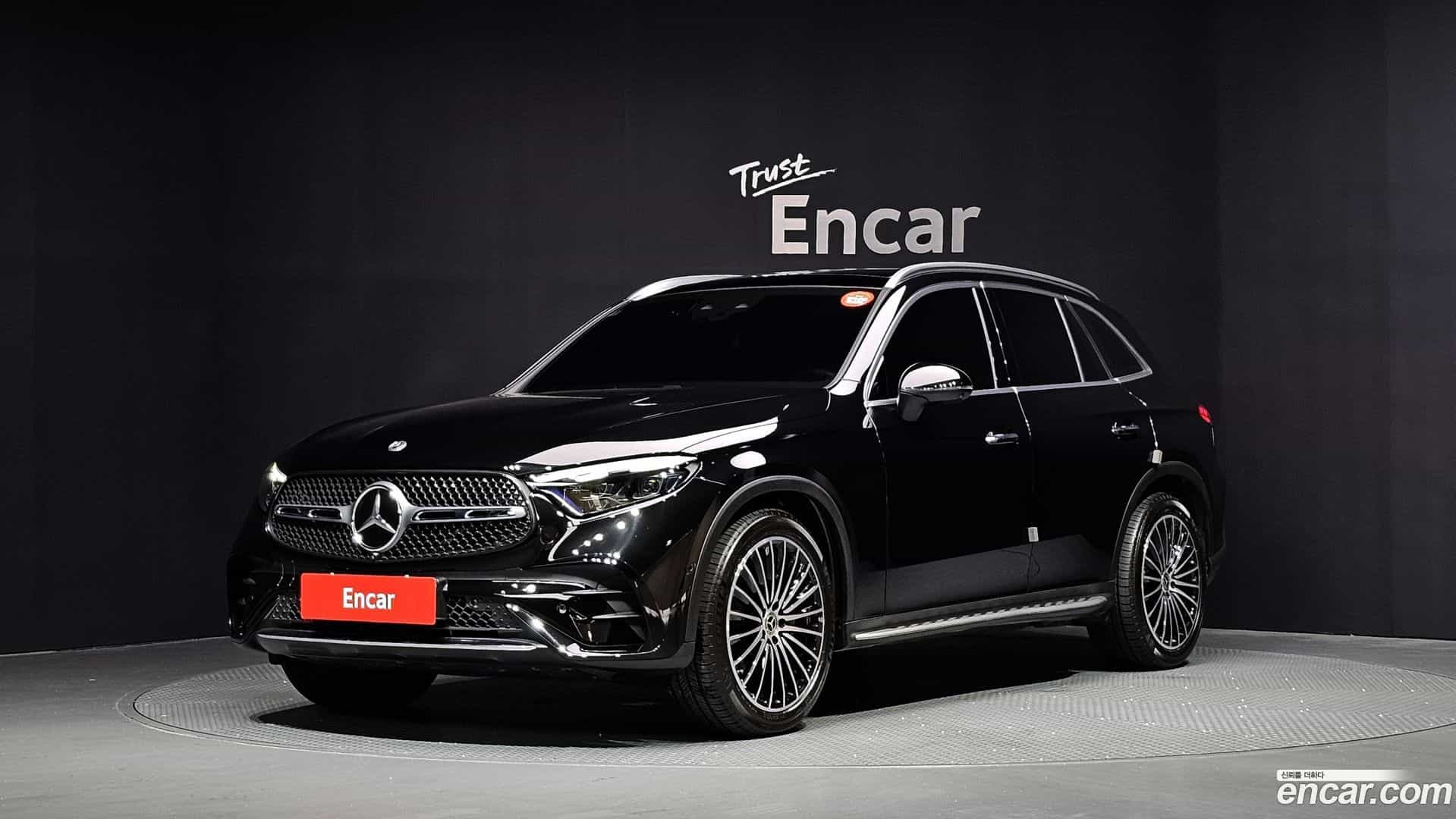 GLC-Class Mercedes-Benz 2024.6-OUTER-001