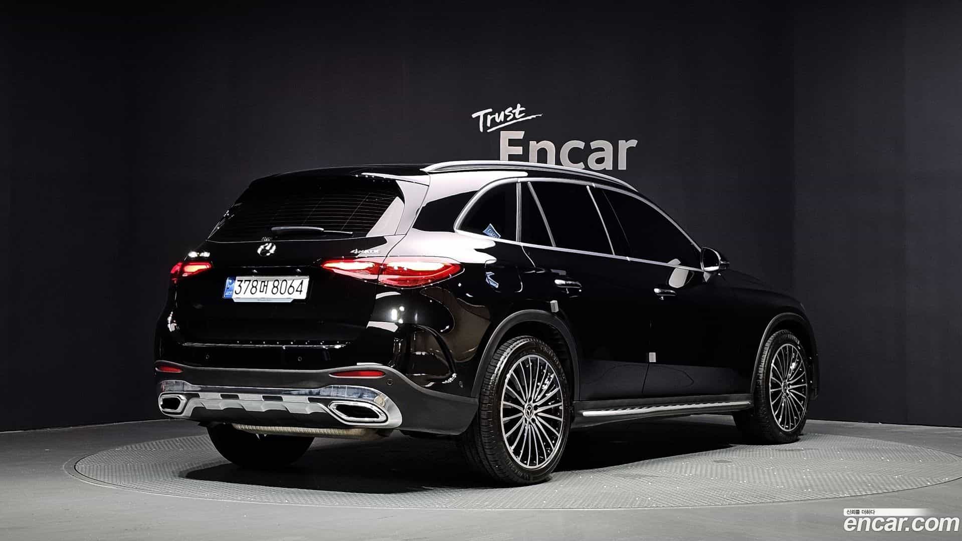 GLC-Class Mercedes-Benz 2024.6-OUTER-002