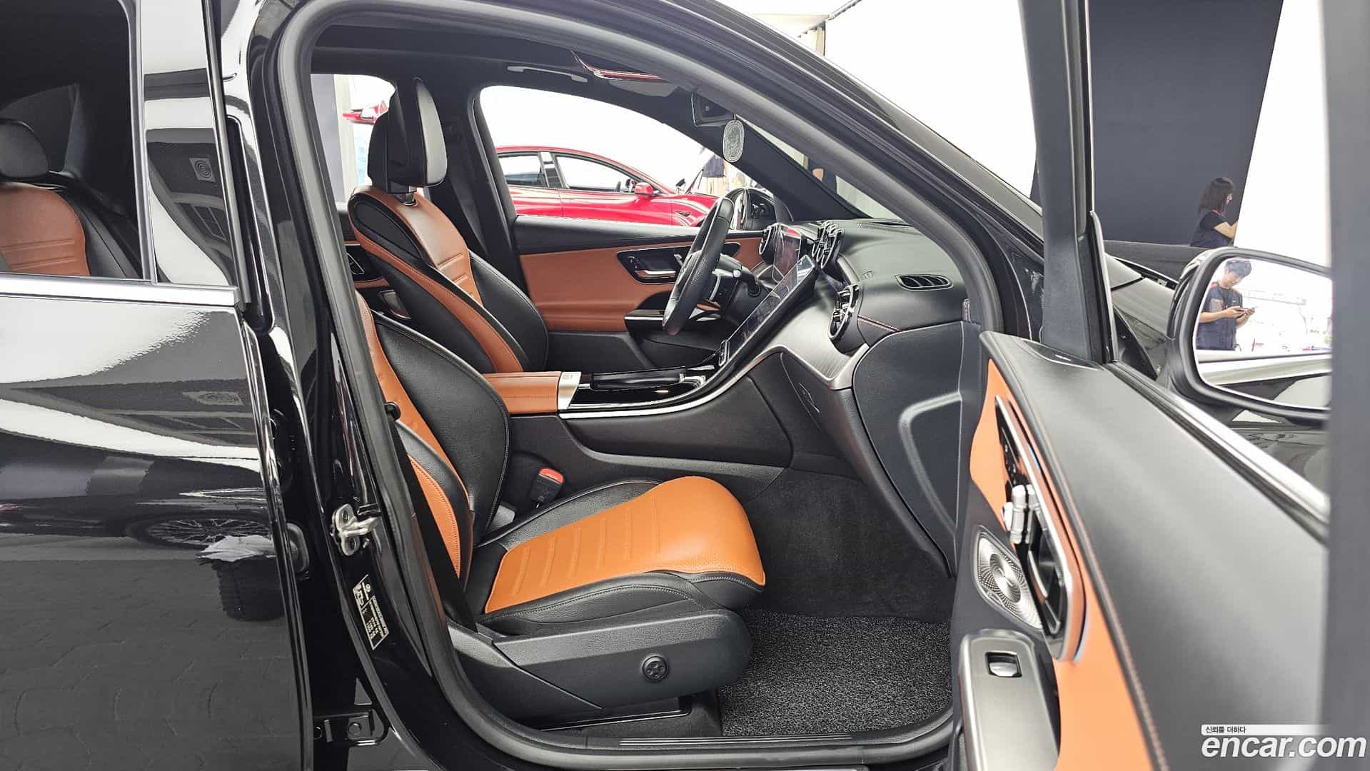 GLC-Class Mercedes-Benz 2024.6-OPTION-015