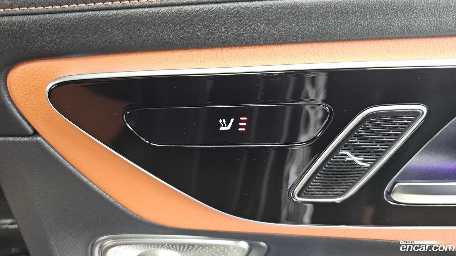 GLC-Class Mercedes-Benz 2024.6-OPTION-023